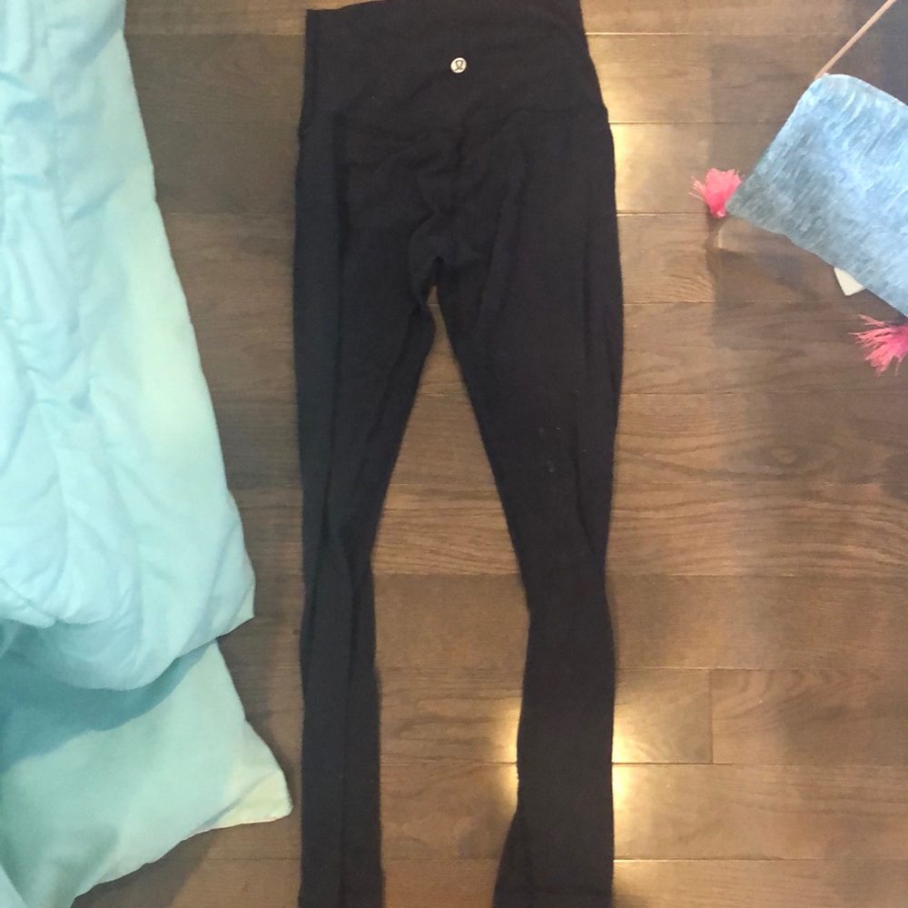 Navy blue lululemon yoga pants